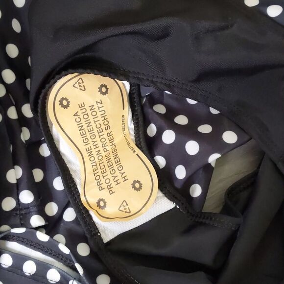 NWOT Woman's Polka Dot Swimming Suit Size S/M - Picture 7 of 8